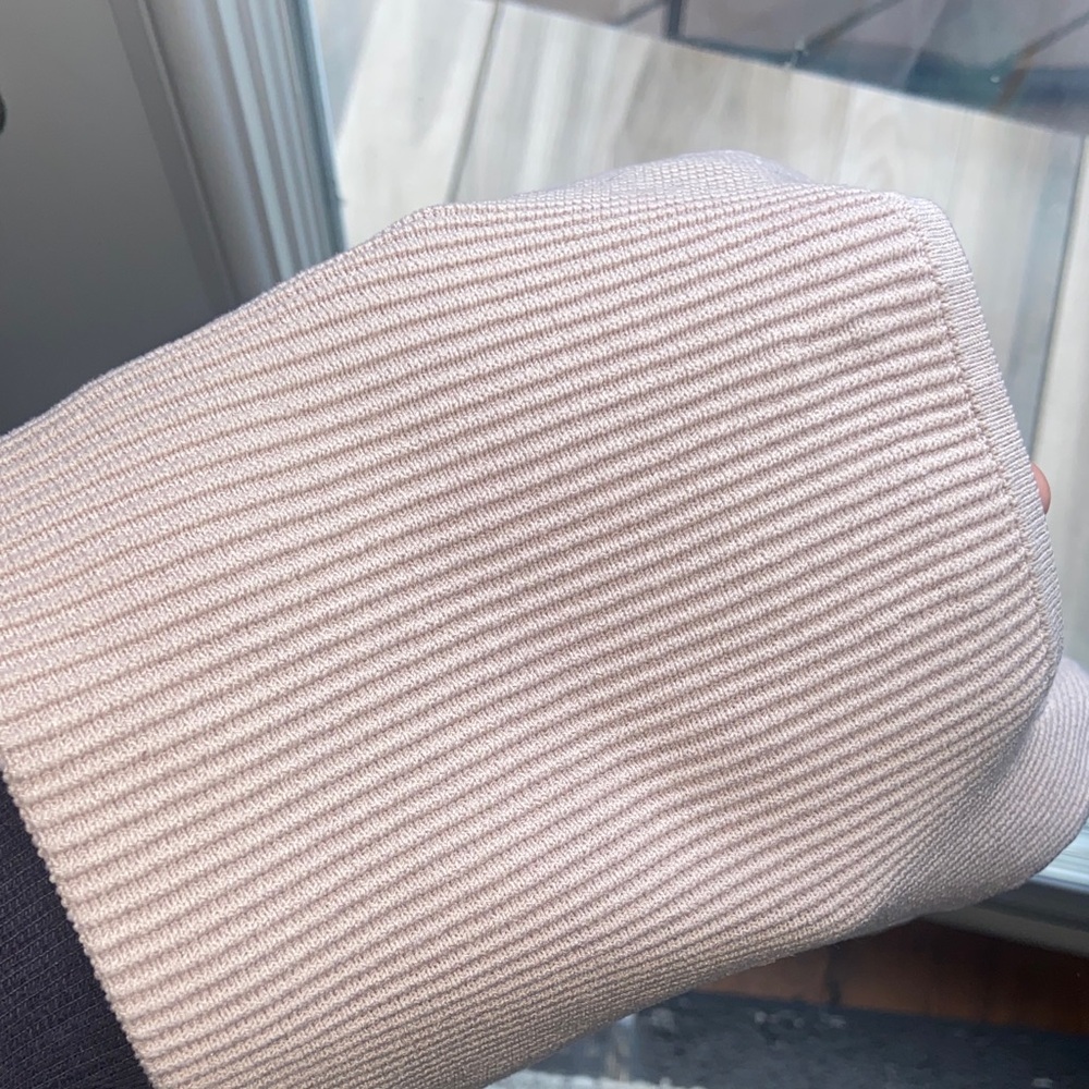 Babaton Ribbed Grey/Pink Crop Top - Picture 4 of 4